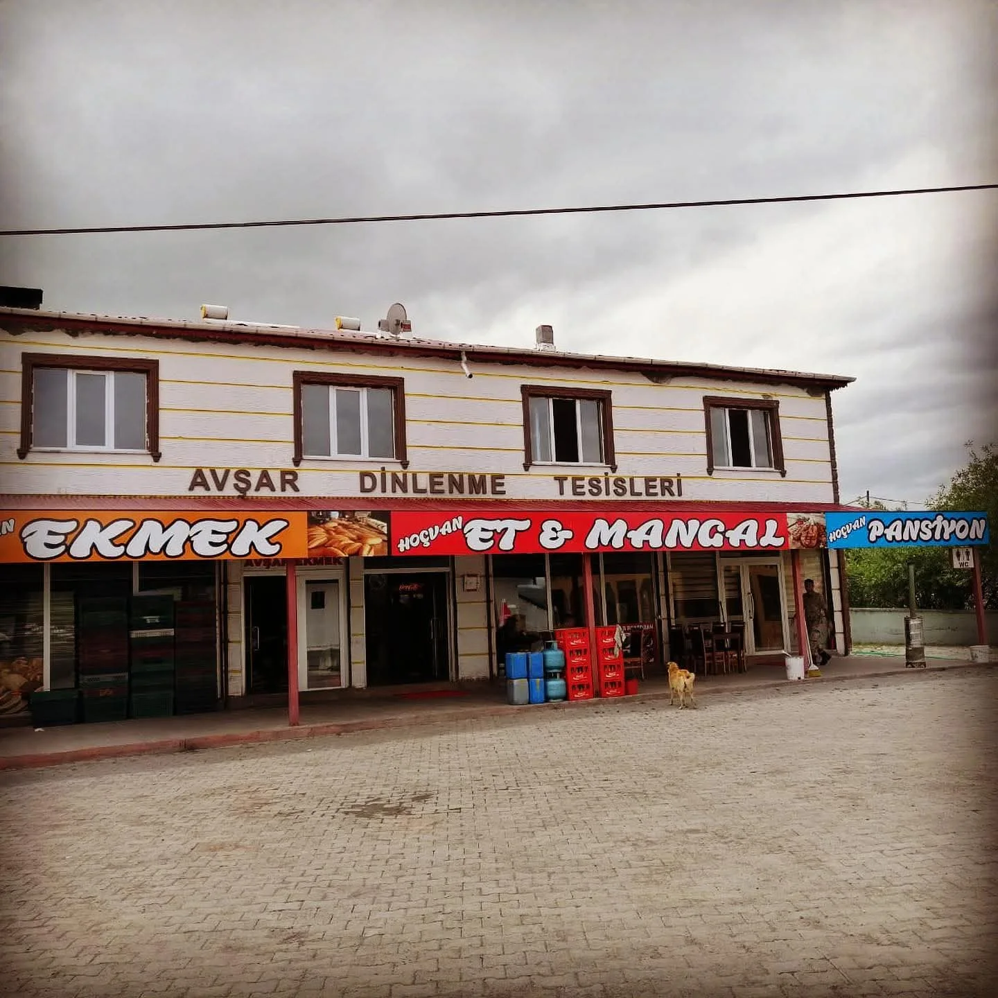 Kısmet Et & Mangal — Cephe tabelası