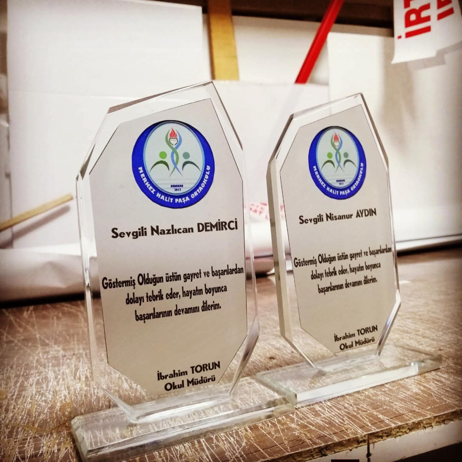 Kristal plaket çalışmaları — Sergi ve etkinlik plaketleri